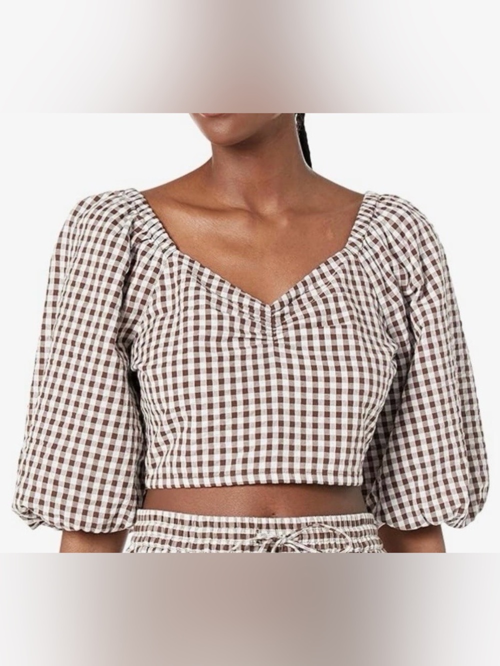 The Drop Cropped Sweetheart Neckline
Puff Sleeve Top
